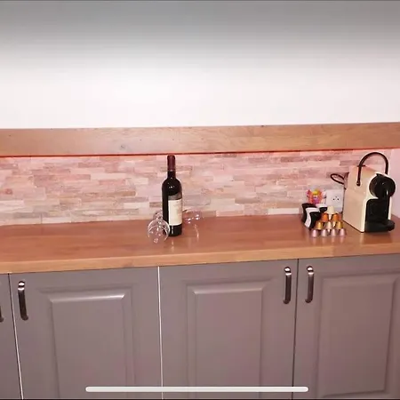 Beau Avec Mezzanine * アンティーブ